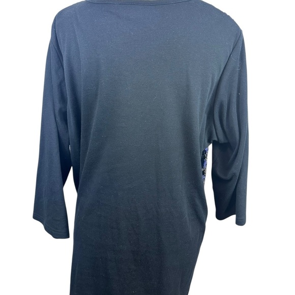 ⭐️ Host Pick ⭐️Quacker Factory black and blue sequined top size 1X - Picture 4 of 10